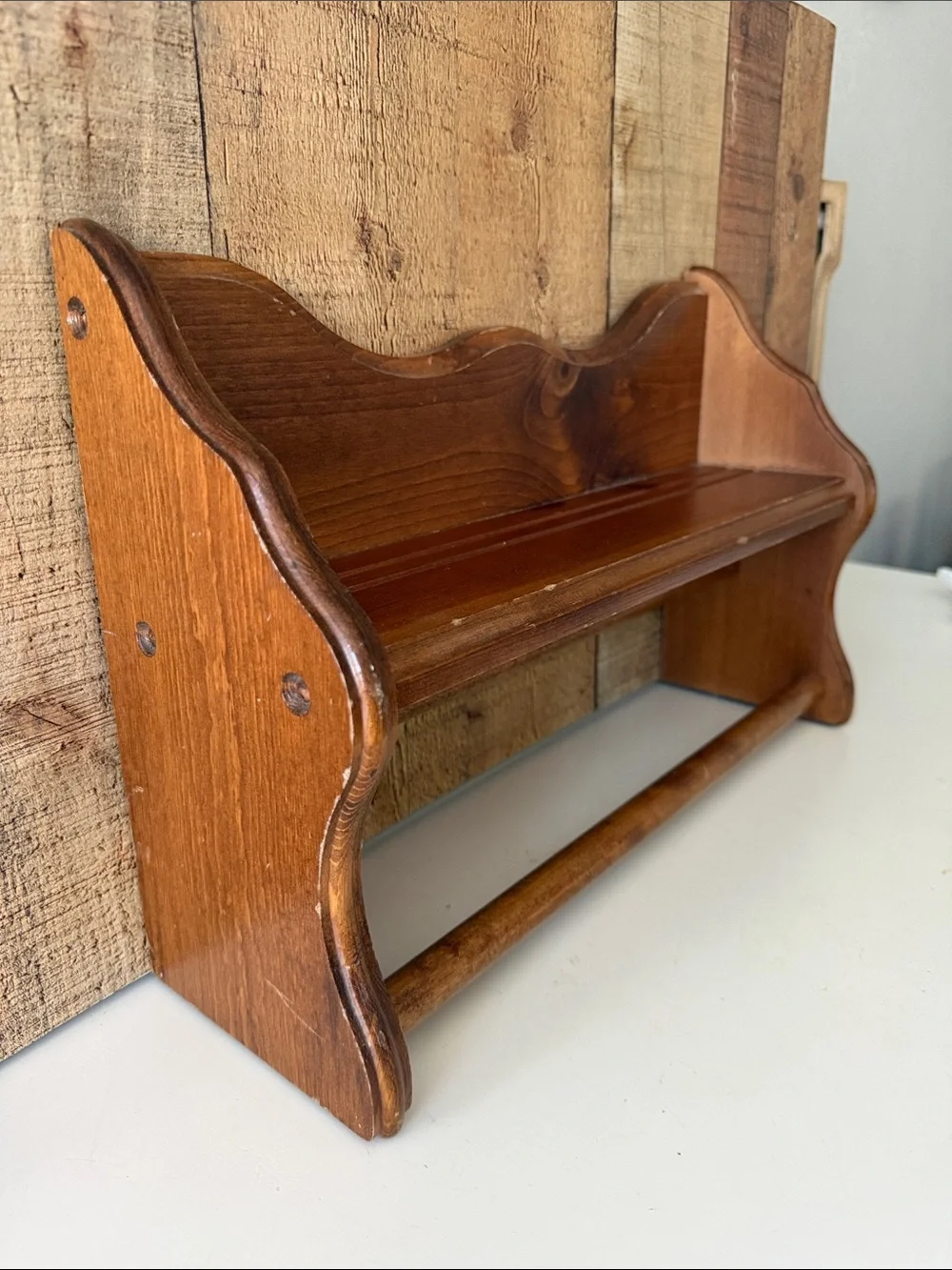 Rustic Farmhouse Solid Wood Wall Shelf with Plate Grooves & 2 Towel Rods
